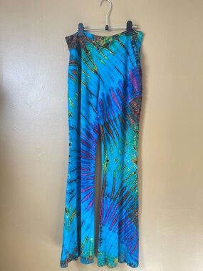 Earthbound Tie-Dye V-Neck Top in Blue Green Yellow